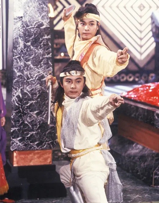 日月神剑|童年第一部仙侠剧《日月神剑》，佩服编剧脑洞，放现在估计会被喷