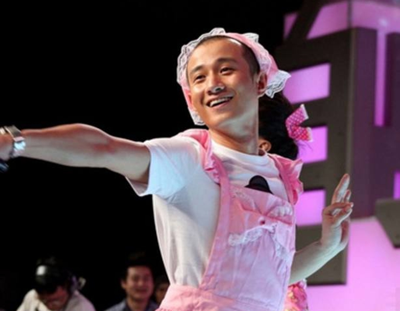 叶璇|明星们花钱也删除不了的照片，叶璇喝醉被人抬着走，场面着实尴尬