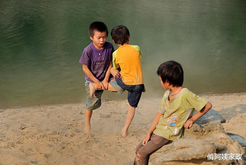 俏阿姨家政|农村小伙做男保姆，5年挣了300万，是真的吗？