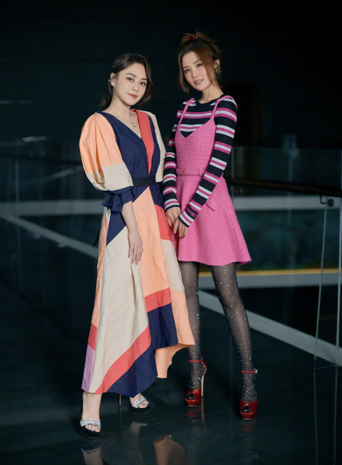 李白|阿娇阿sa再次同框!阿娇清冷阿sa甜美,却能相互衬托出对方的美艳