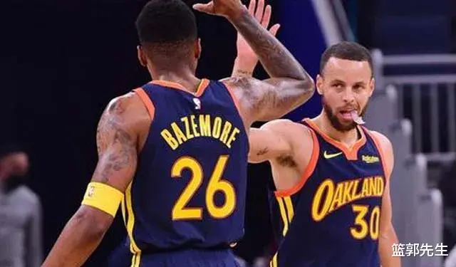 斯蒂芬·库里|轻松砍34+7！库里继续领跑得分王，勇士杀回前八，季后赛近了