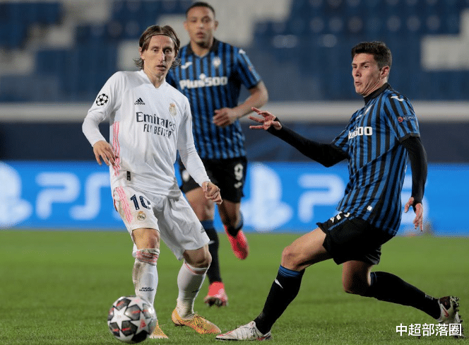 |11戰10勝！皇馬主場完爆大黑馬，贏球=反超巴薩，西甲82億元重磅對決