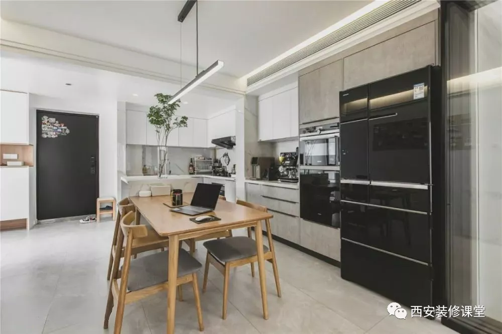 120㎡三室婚房，拆墙满足空间的开放