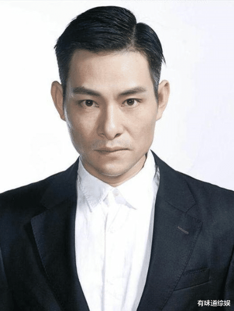 成龙|他为刘德华当了10年替身，转身又娶刘德华前女友，今成人生赢家