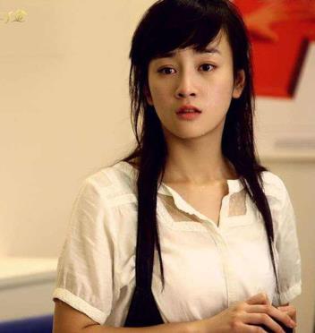 古力娜扎|6位颜值下降的明星，娜扎鼻子看不见鼻孔，古天乐内双变大双眼皮