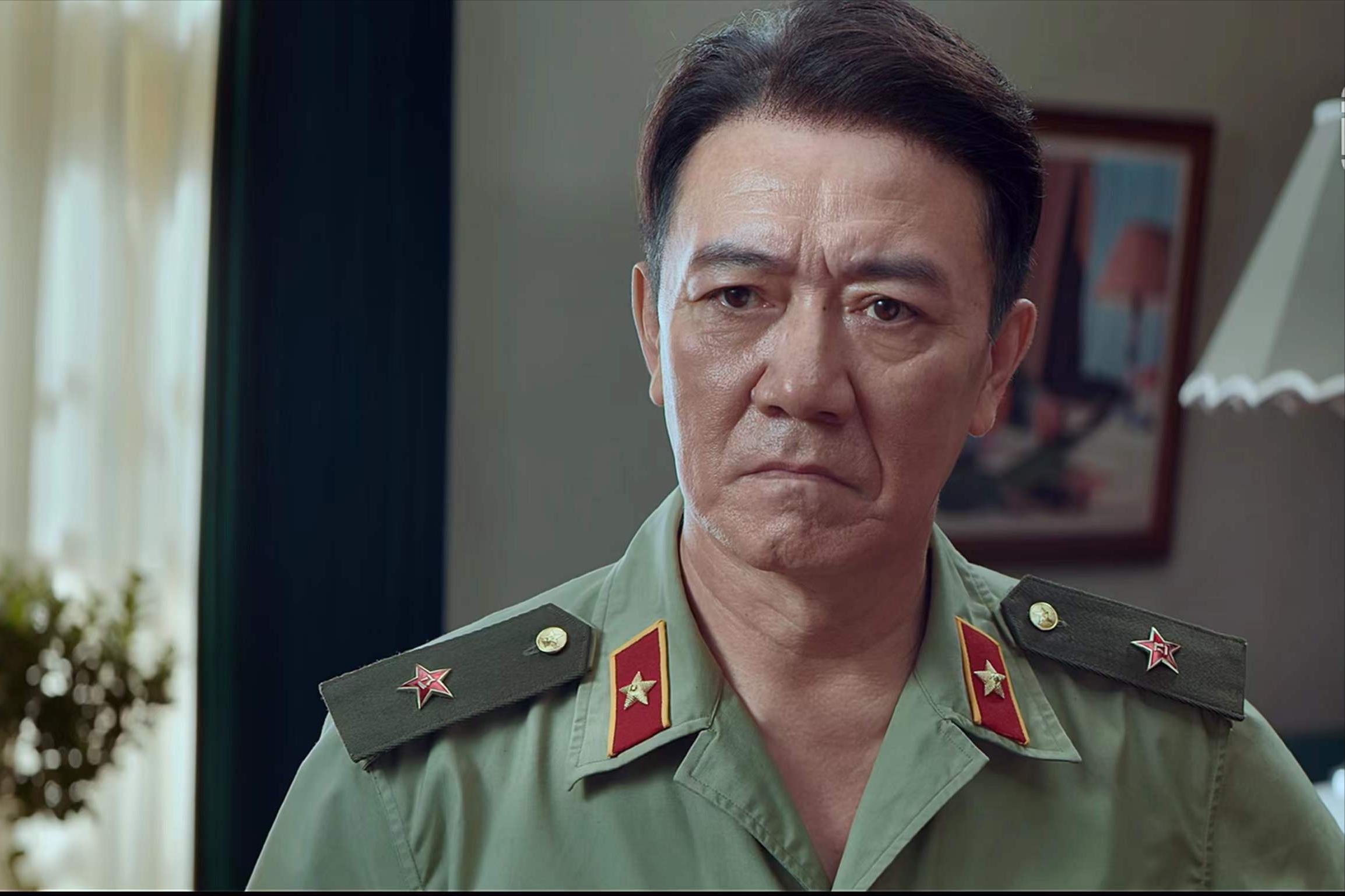 郑源|《王牌部队》大结局：胡杨成为女企业家，郑源退休下乡抱孙子