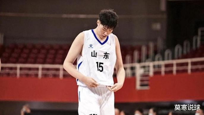 山东男篮|山东男篮两大内线无缘新赛季，这时候才明白巩晓彬的人品