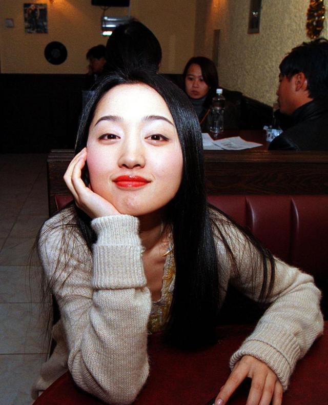 木木尔小倩|她的歌声很甜美，她的长相却比歌声甜10倍！
