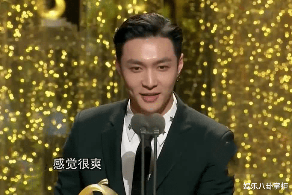 张艺兴|张艺兴，当你的努力不再是人设，别人都会为你喝彩