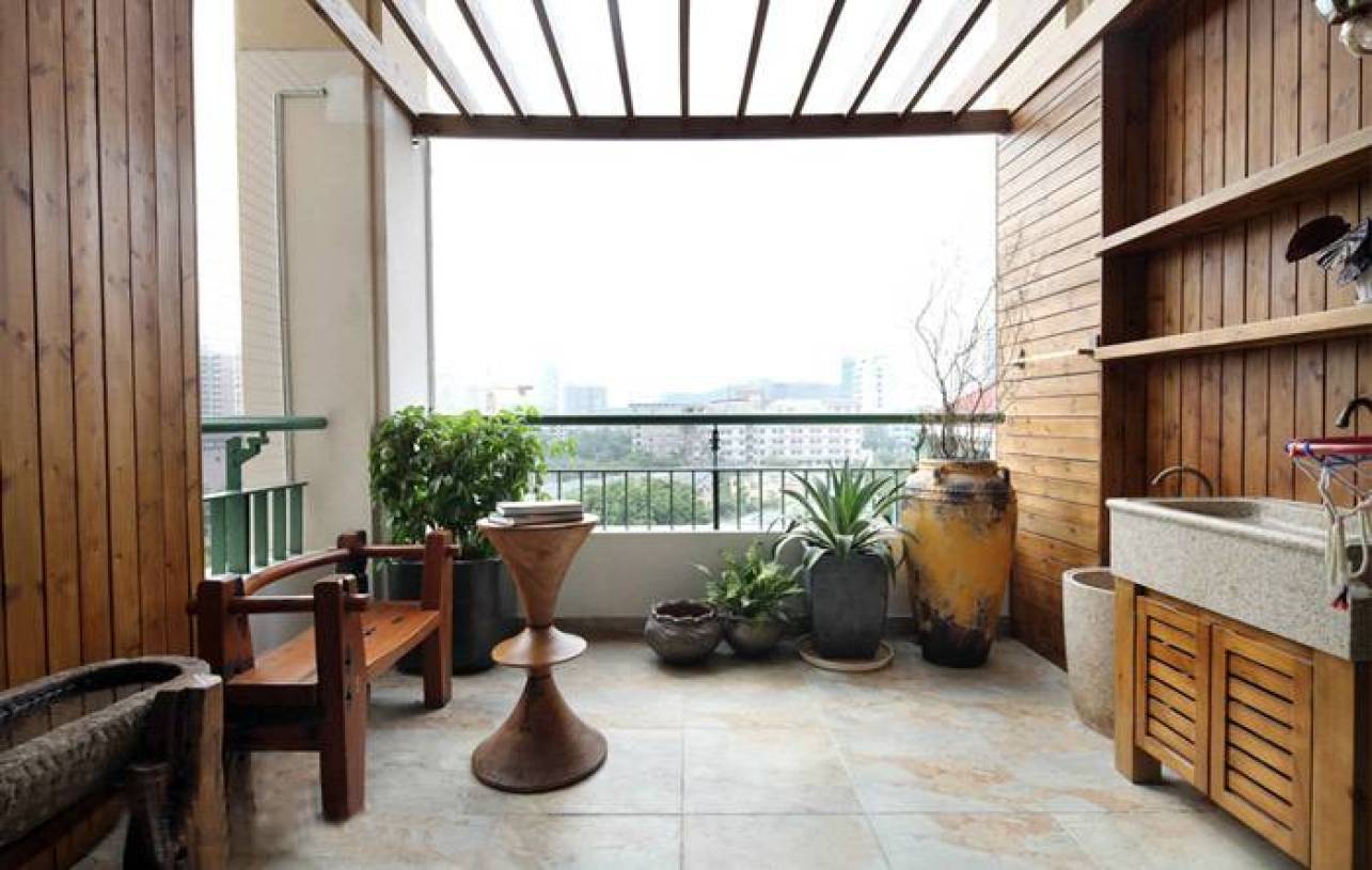 阳台防水很重要，防水施工要仔细，避免入住后影响正常生活