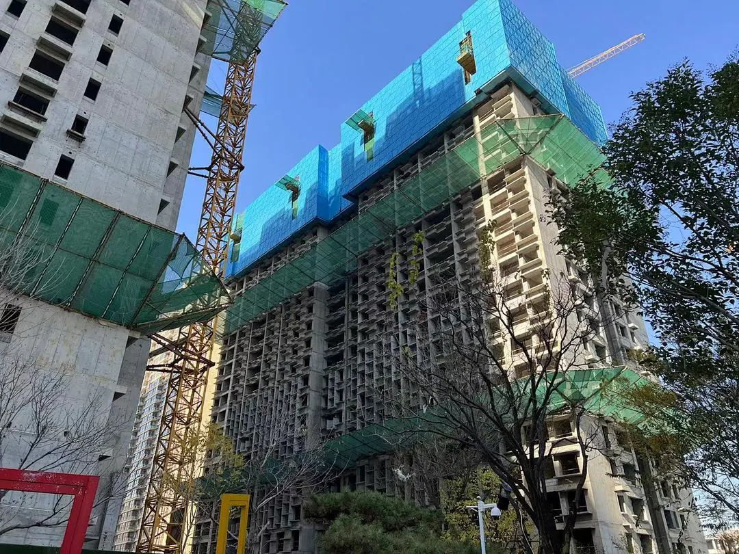 奉贤|降价甩卖的恒大，精装公寓3380元/㎡起，这时候买恒大靠谱吗？