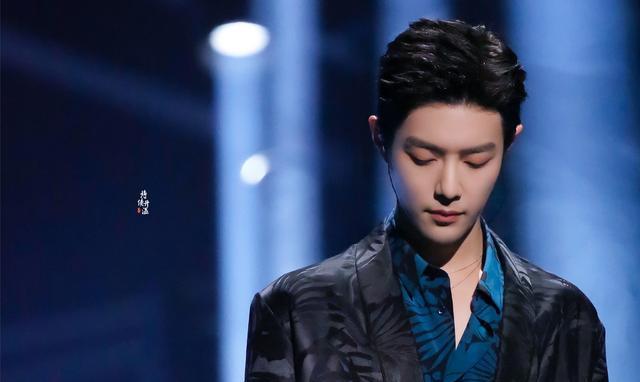 刘涛|央视官方发布群星拜年VCR，肖战再次亮相，粉丝看完后留言真相了