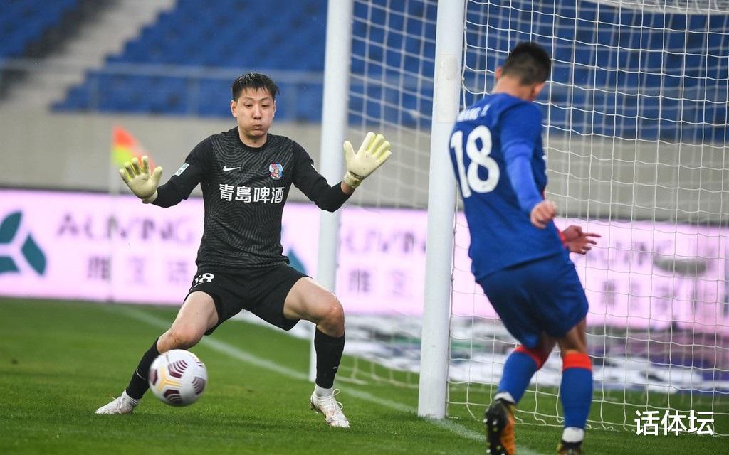 中超|央视罕见夸奖！中超劲旅踢出“巴萨”配合，10秒21脚传递闪耀全场