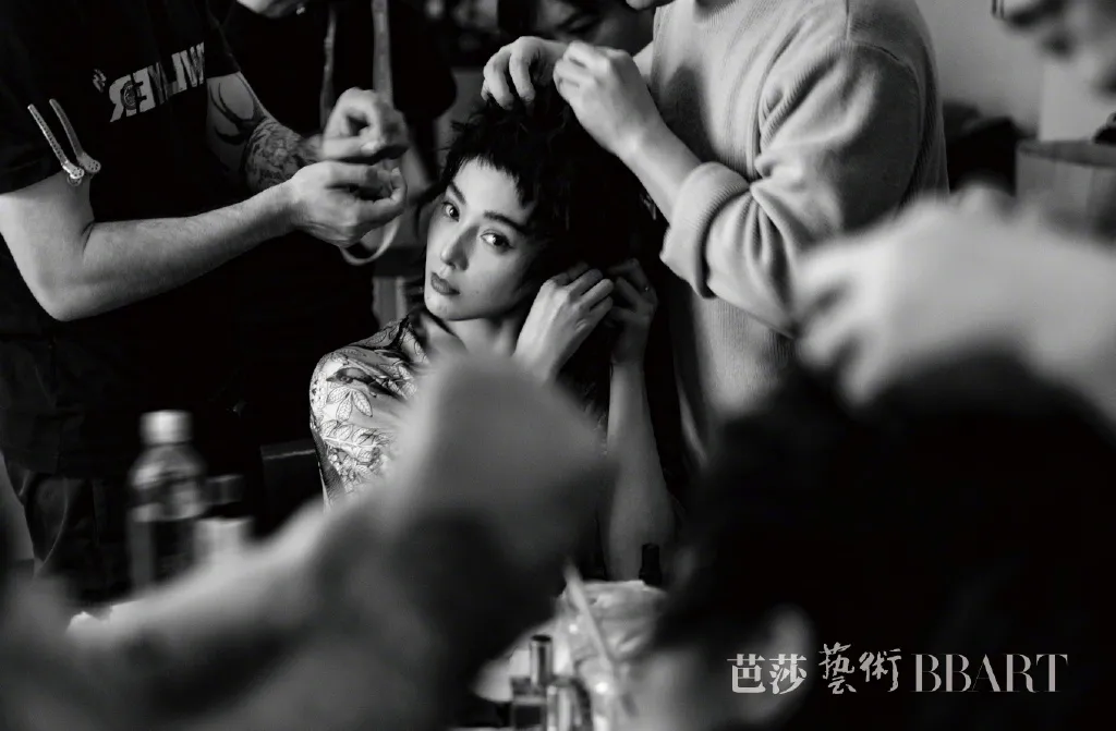 明星大侦探|李晨竟被曝跟范冰冰的死对头一起了？！