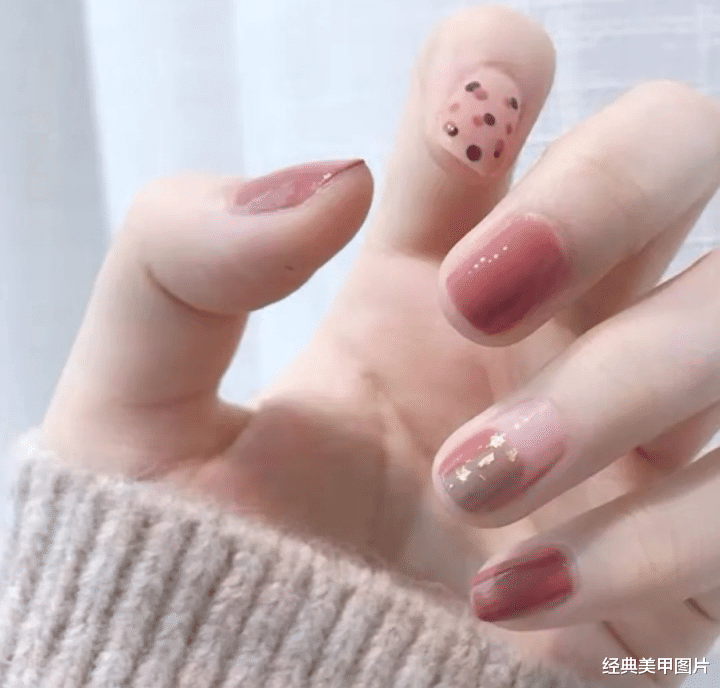 美甲|谁说短指甲不适合做美甲，美酱第一个跳出来反对！