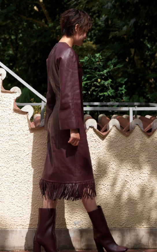 陈伟霆|孙俪最新时尚大片,穿修身皮裙拥有人鱼线,哪像是生过两个孩子