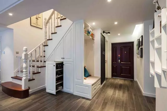 不管户型如何，都应有个好看又实用的家居鞋柜，还是多功能型的！