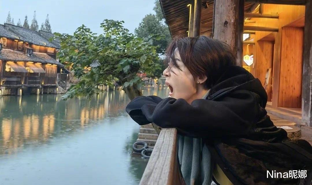 宋祖儿|车晓真瘦成麻杆，连换2条裙子满满御姐风，形象大变样！