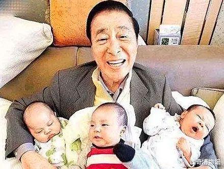 李家杰|58岁李家杰为何要借腹生子而不愿结婚？答案不是“随缘”那么简单