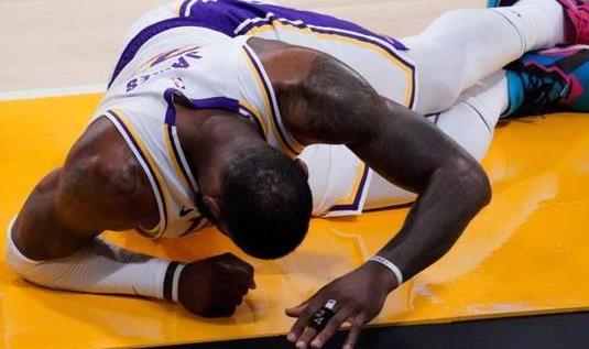 湖人队|湖人最新伤情名单！詹姆斯缺阵，8人有伤在身，附加赛在所难免？