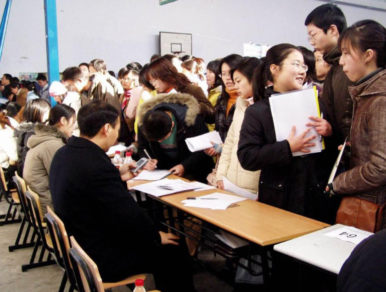 大学生|校园招聘“潜规则”，大学生早些知道没坏处，别等入职才后知后觉