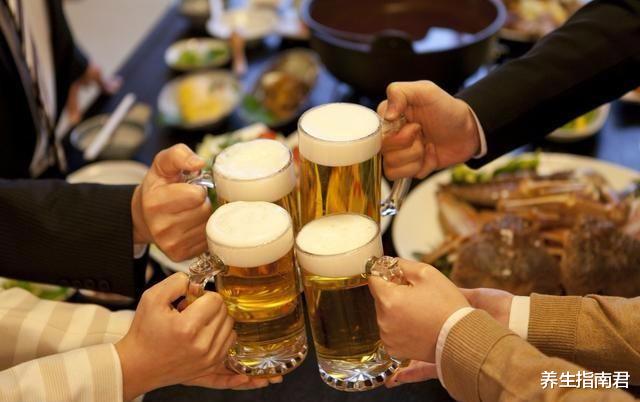 养生指南君|晚餐的4大禁忌，你中招了吗？把它们拉进晚餐黑名单！