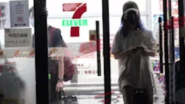 赵薇|赵薇离婚实锤？再次被拍夜会小鲜肉，这么多年择偶标准始终如一