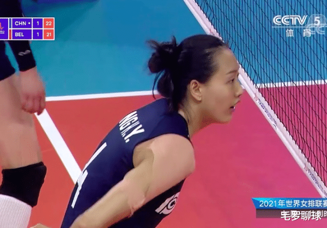 郎平|张常宁不满，郎平也生气了！国际排联官宣，中国女排跌到世界第三