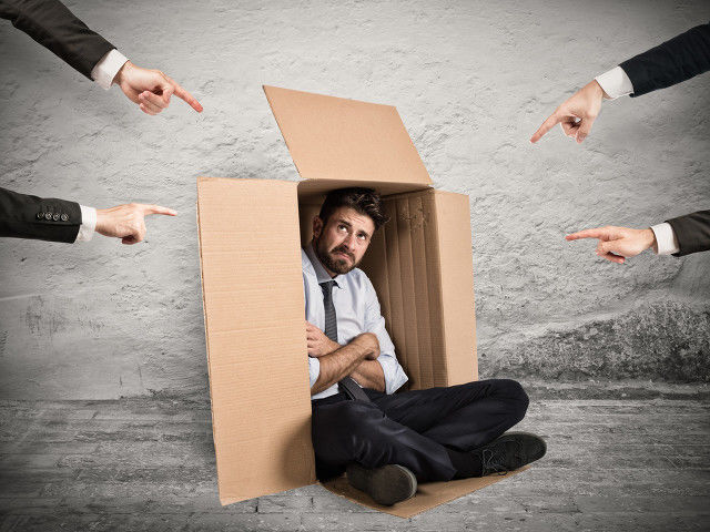  微小说：绯色交易