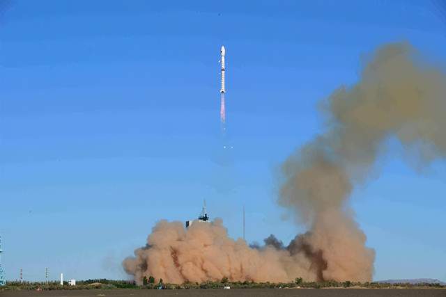 卫星 惊天一射，中国震撼全球，“全球首颗”将美欧卫星抛在身后