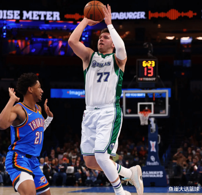 篮网队|NBA最新排名！太阳追勇士，篮网遭围剿，湖人能冲前5，西部渐明朗