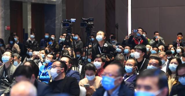 光伏产业|全国仅5个，武汉这个国家顶级节点注册量近60亿