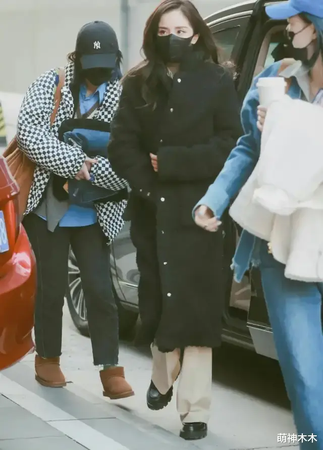 明星|文联春晚明星穿搭:杨幂爱高奢,唐艺昕穿宋茜同款,李易峰撑国货