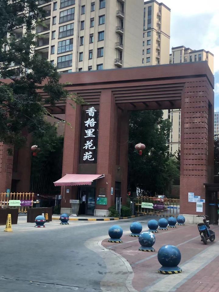苏州|近日江苏省，苏州市香格里花苑一套295万住宅，降价85万都没人要，太难了