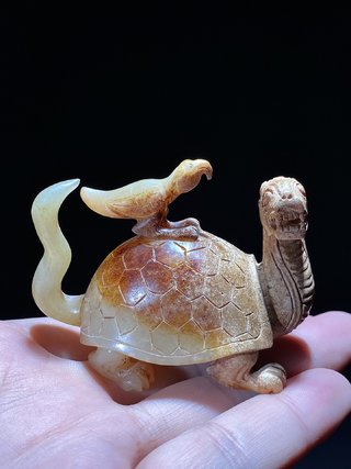 |明以前 和田玉受沁 龟鹤延年 龙龟 龟鸟摆件