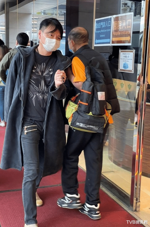 |泪目！68岁资深演员吴孟达肝癌恶化不幸病逝，亲人陪走最后一程