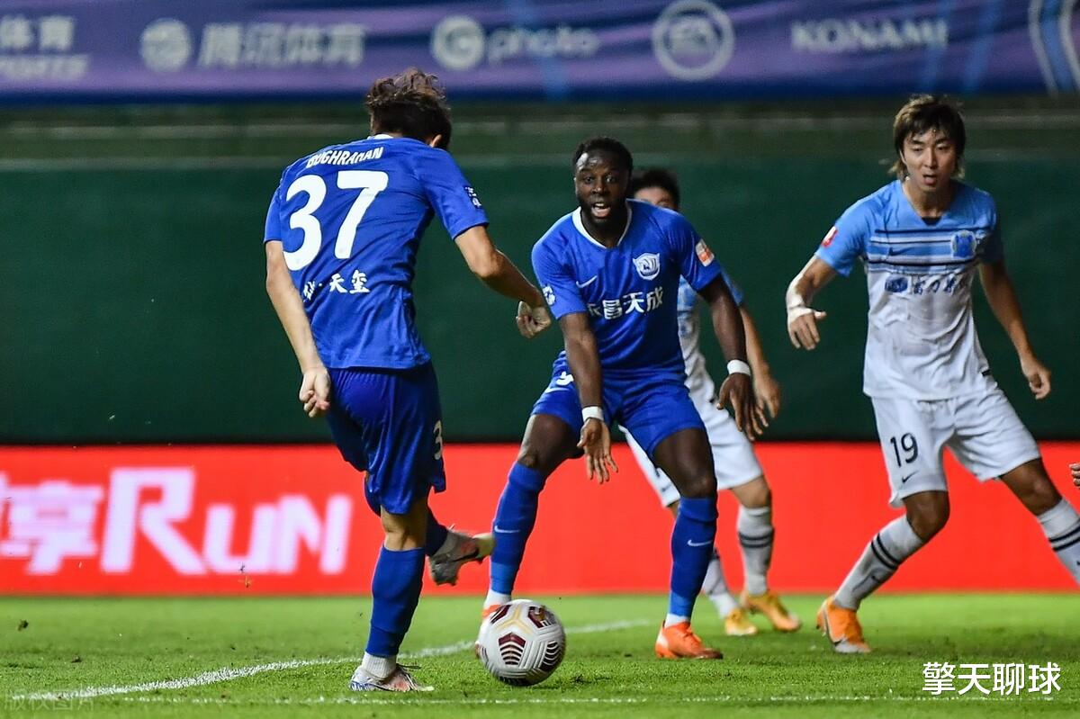 擎天聊球 空门稳稳打偏,双手拍地,恒大旧将让人大跌眼镜,卡纳瓦罗笑了