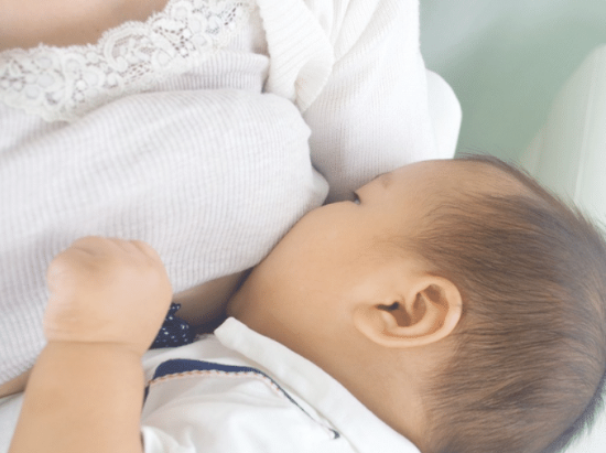 雷二有料|宝宝刚出生以后，宝妈掌握不了孩子的食欲，应该怎么给孩子控制量