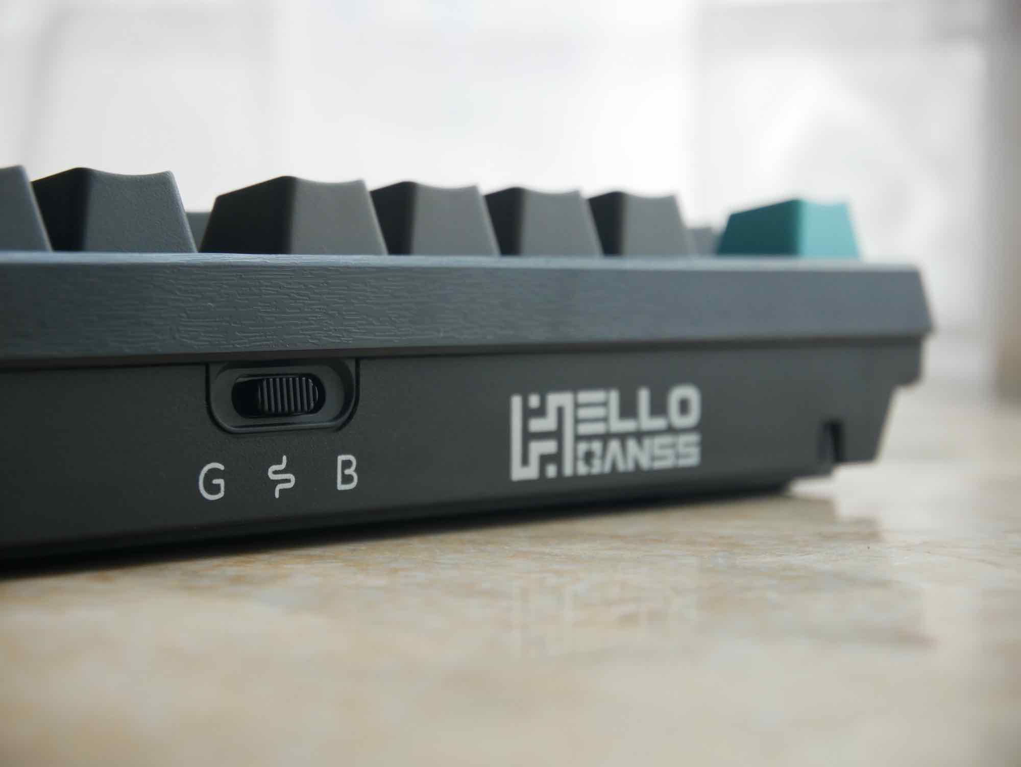 说不完整，但好像又完整了——HELLO GANSS HS 98T三模键盘
