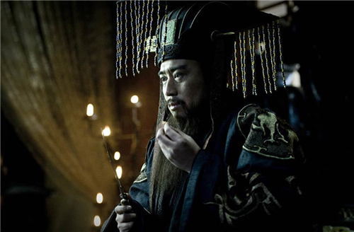 秦始皇|秦始皇死因终于被揭开？郭沫若：非正常死亡，是被人用铁钉钉死的