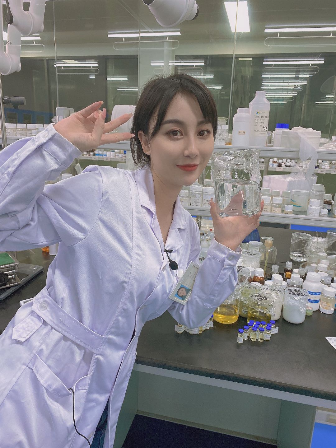 酒吧|聚美涵熙：敷错方式可能烂脸！敷面膜10误区详解