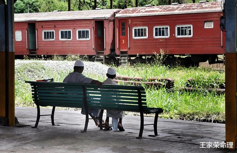 旧爱|满嘴跑火车的八字组合