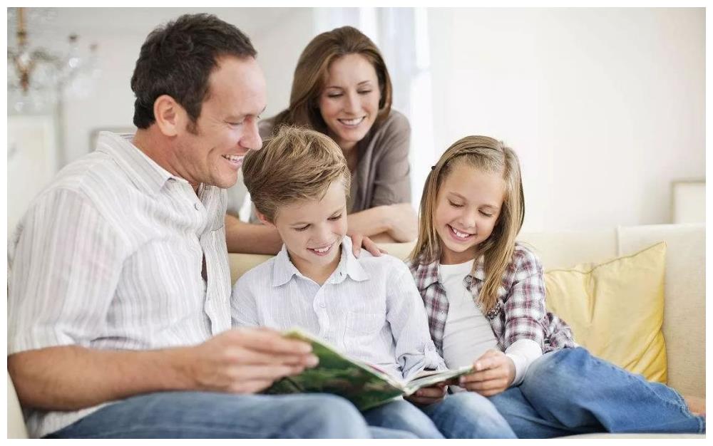 幸福孕孕|让孩子自己往前走——不骄纵，不控制的父母之道