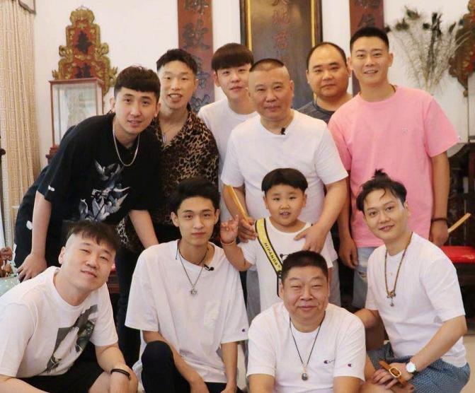 德云社|隐形女友，忘不掉的旧情，德云才俊们为何迟迟盼不来爱情？