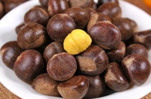 脑中风|怎样吃板栗更养生？中医提醒：板栗有3个好处，但3类人别多吃