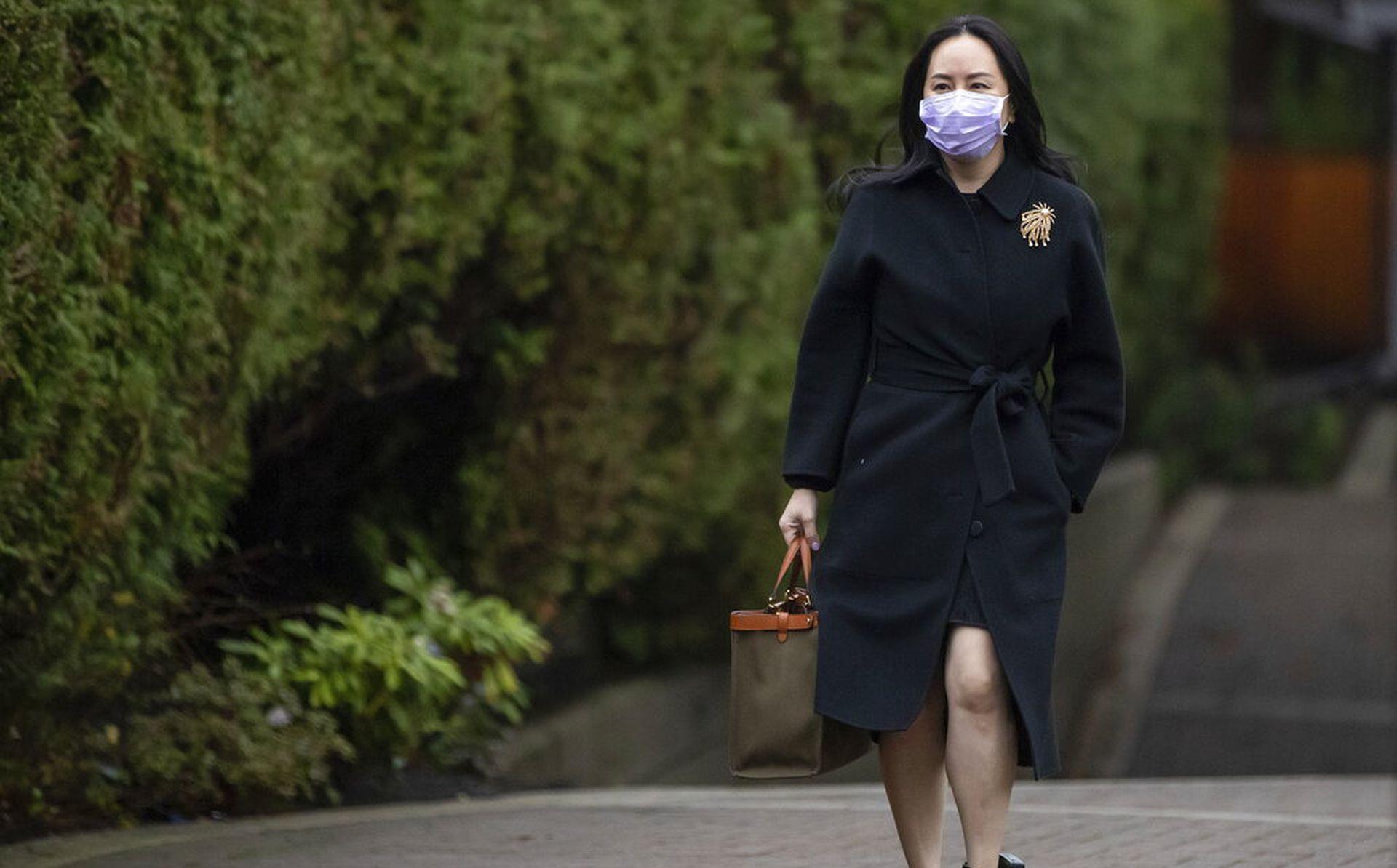 穿衣搭配|孟晚舟的“出庭造型”火了，显瘦又高级，职场穿搭标杆如何养成？