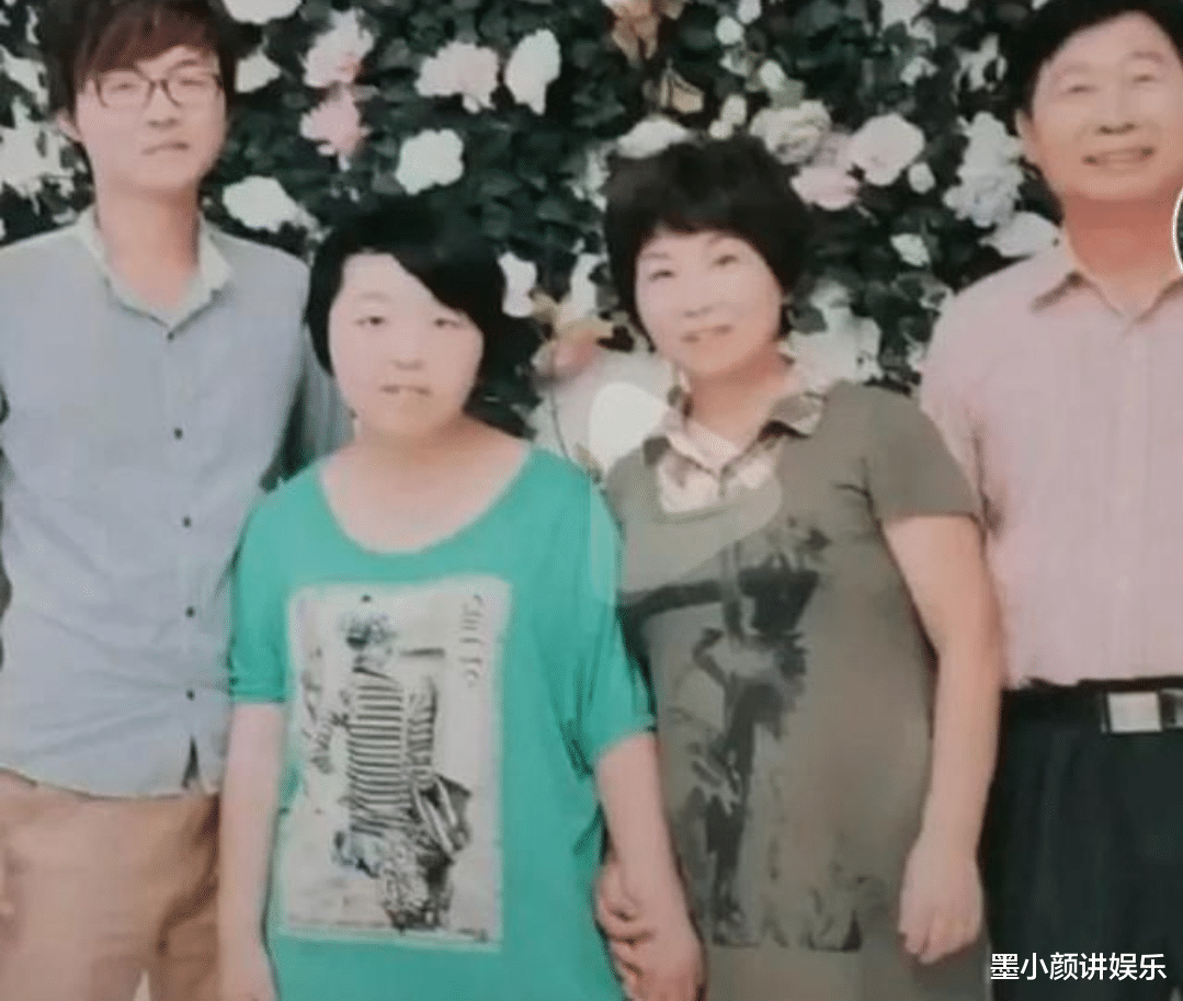 姚策|姚策堂嫂又火了!晒杜妈女婿做饭视频,网友发出犀利提问