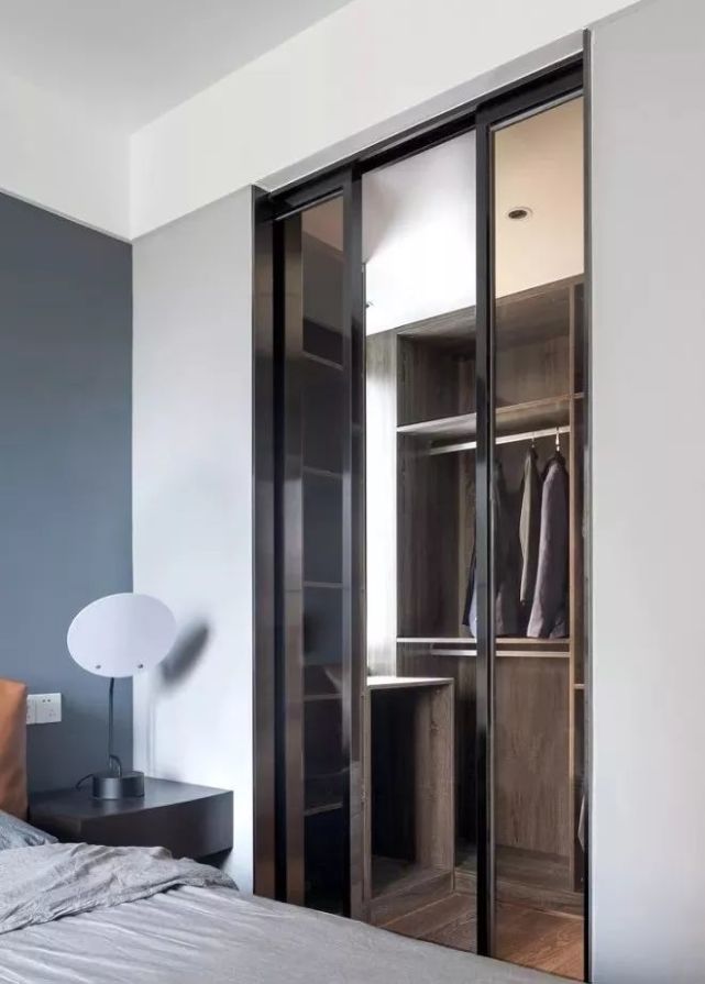 120㎡现代简约装修,高级灰+文化墙打造真正有格调的家居