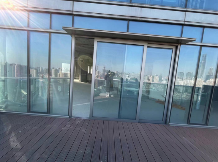 郑爽|卖掉1.5亿豪宅后，郑爽终于有钱做公关了