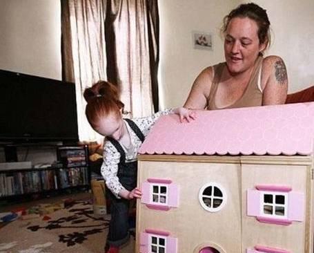 舜网 5岁女孩不到8斤，身高只有68cm，医生曾说她活不过1岁